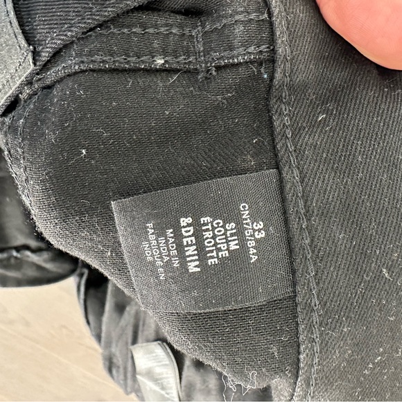 HM Jean - Picture 2 of 3